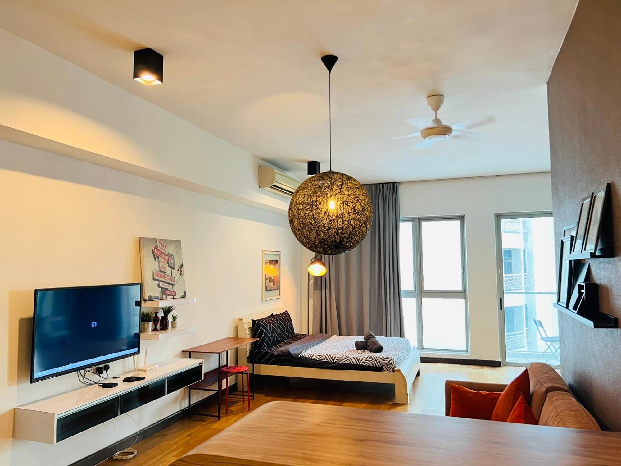 Regalia Spritz Empire Hostel Kuala Lumpur Ngoại thất bức ảnh