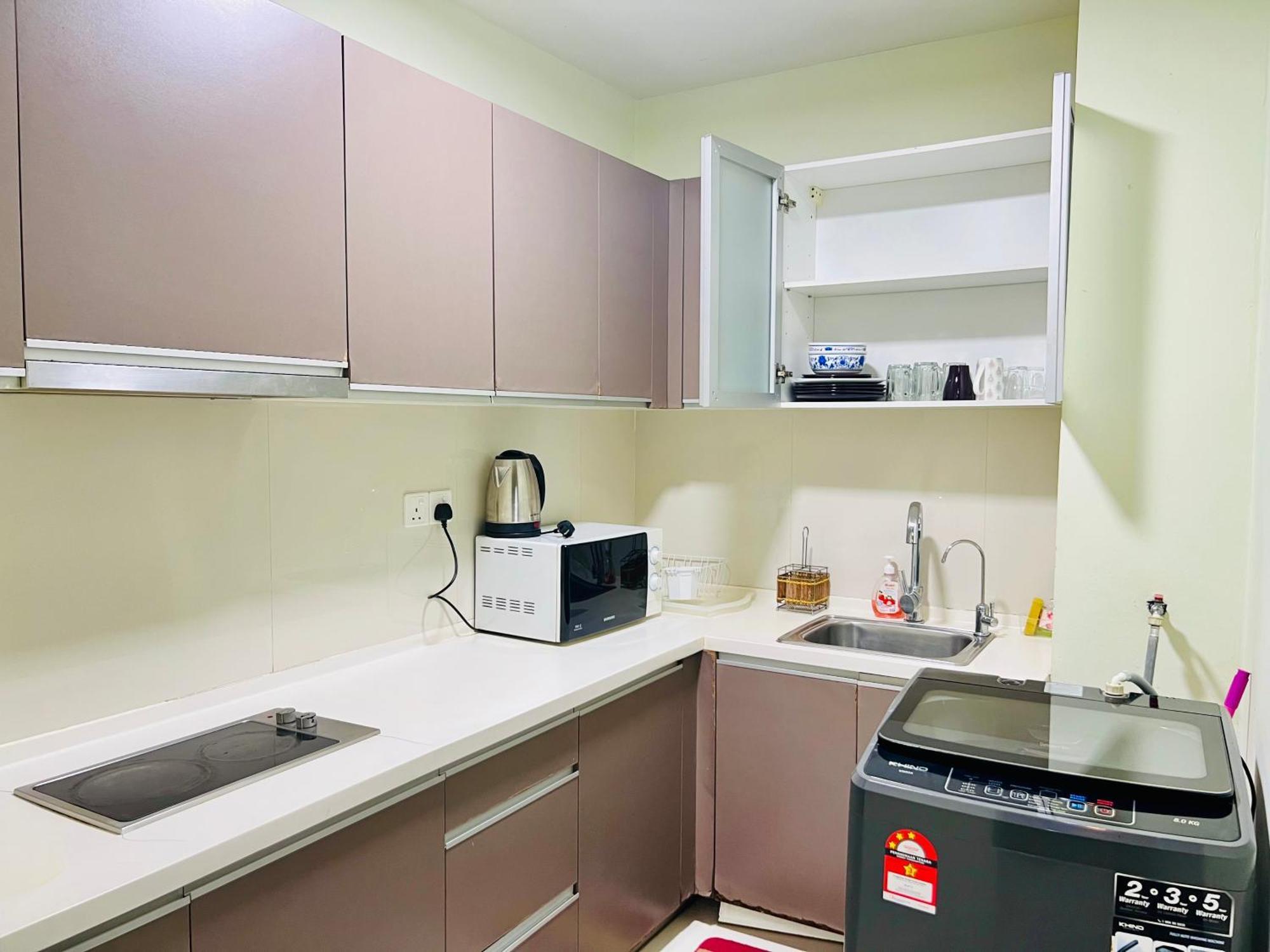 Regalia Spritz Empire Hostel Kuala Lumpur Ngoại thất bức ảnh